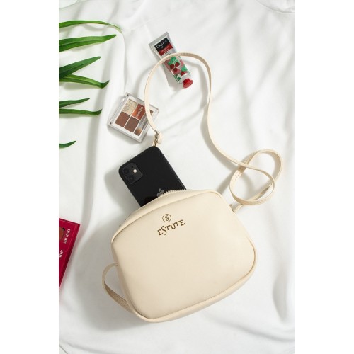 Women's Summer Hand and Shoulder Bag, Versatile, Stylish, Durable, Lightweight, Premium Turkish Leather, Cream Color Women's Summer Hand and Shoulder Bag, Versatile, Stylish, Durable, Lightweight, Premium Turkish Leather, Cream Color